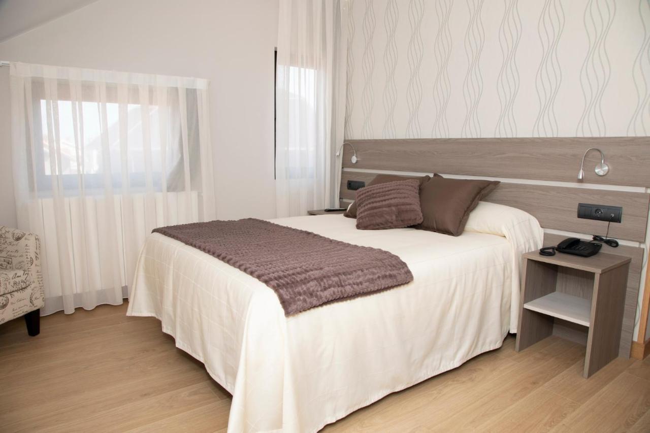 Hotel Mercedes Camargo Ngoại thất bức ảnh
