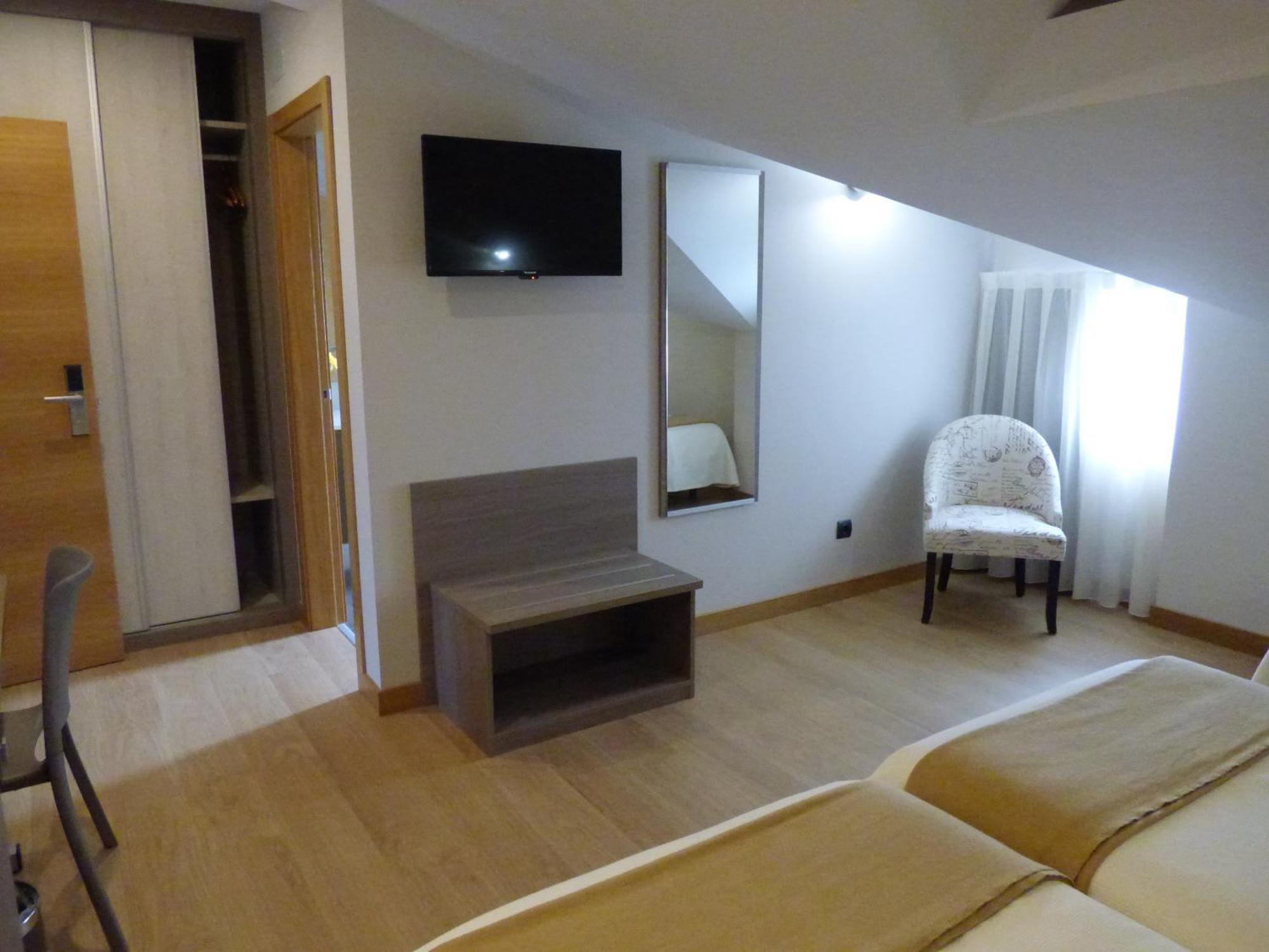 Hotel Mercedes Camargo Ngoại thất bức ảnh